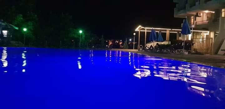 Panorama Hotel 산단스키 외부 사진
